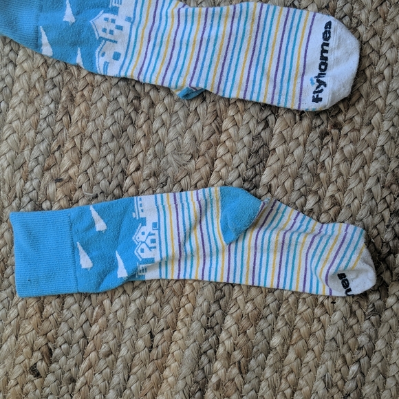 Flyhomes socks - Picture 2 of 2